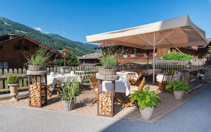 Gemütliche Terasse im Sommer, Berghof, Alpbachtal